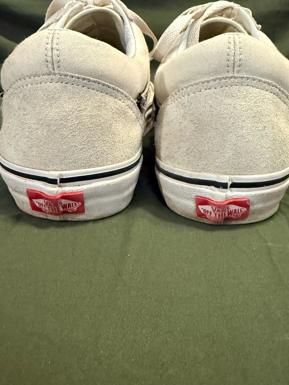 Vans Low-Top Sneakers with Red Checker Stripe on Cream Upper